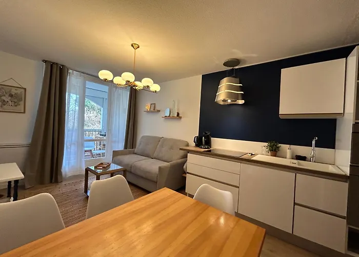 4 Couchages, Proche Et Port Apartament